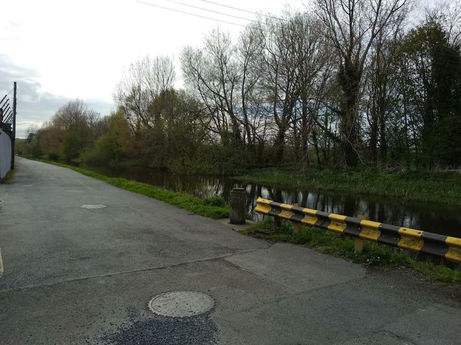 Small Town House, Barrow Lane, Bagenalstown, Carlow 외부 사진